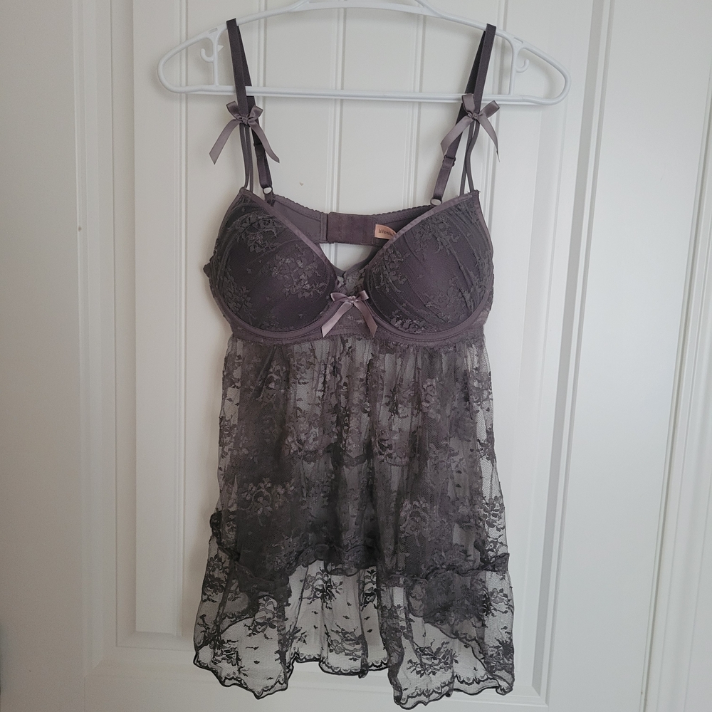 La Vie en Rose Sheer Lace Lingerie with Underwire Cups